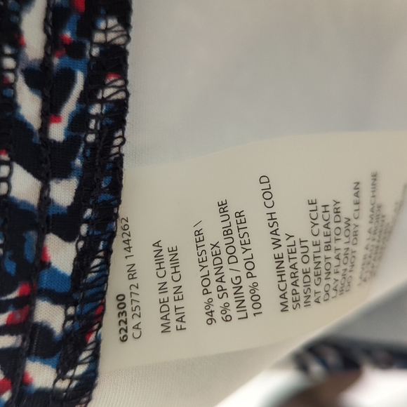 Dex sz XS scuba ikat print dress, navy, pink, white w/pockets - Picture 6 of 8